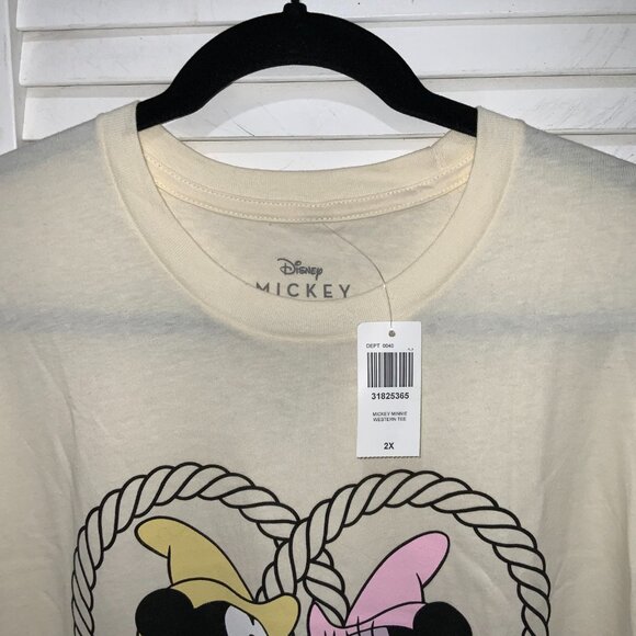 Disney Mickey and Minnie Western Graphic Tee Size 2X - Picture 2 of 3